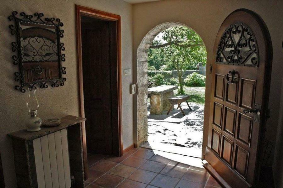 Villa Violica, Karnevali Zminj Luaran gambar